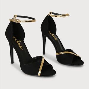 Lulu's Black and Gold Heels New